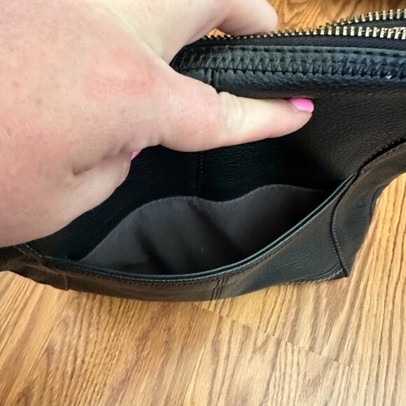 The Sak Laurel Crossbody - Picture 6 of 8